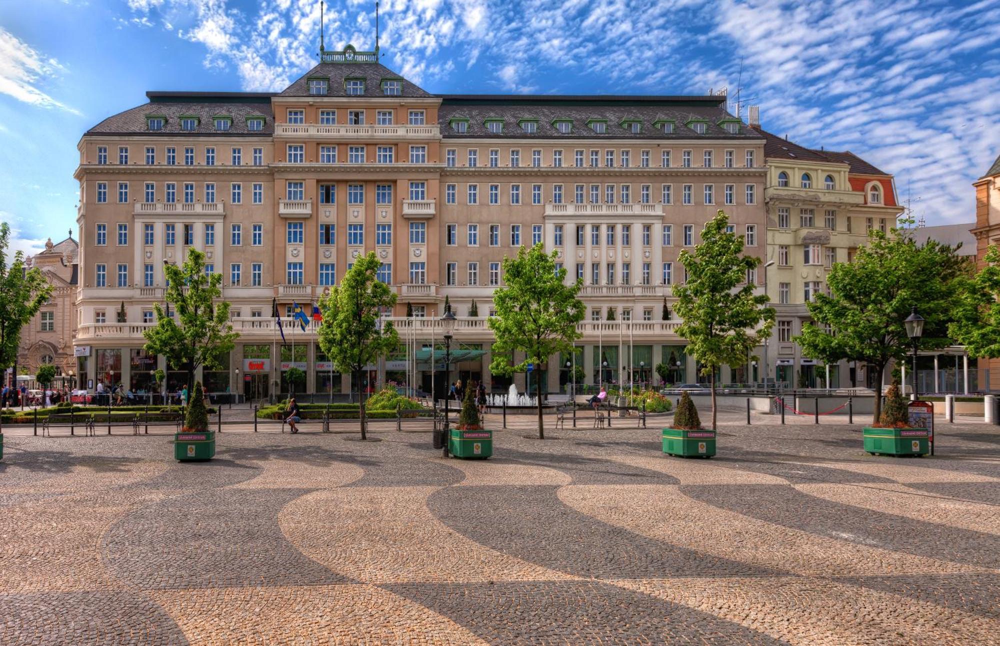 Radisson Blu Carlton Hotel, Bratislava Esterno foto