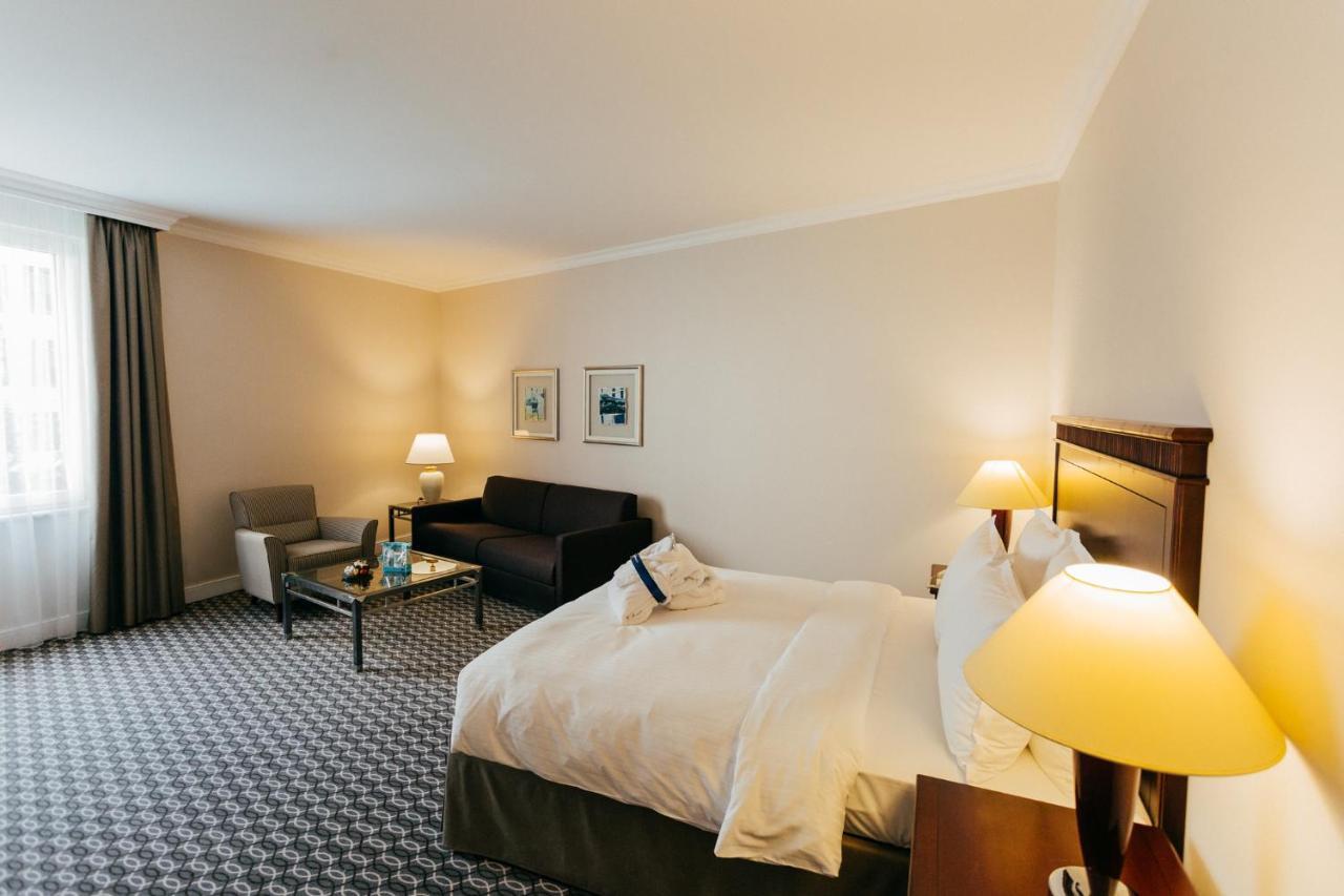 Radisson Blu Carlton Hotel, Bratislava Esterno foto